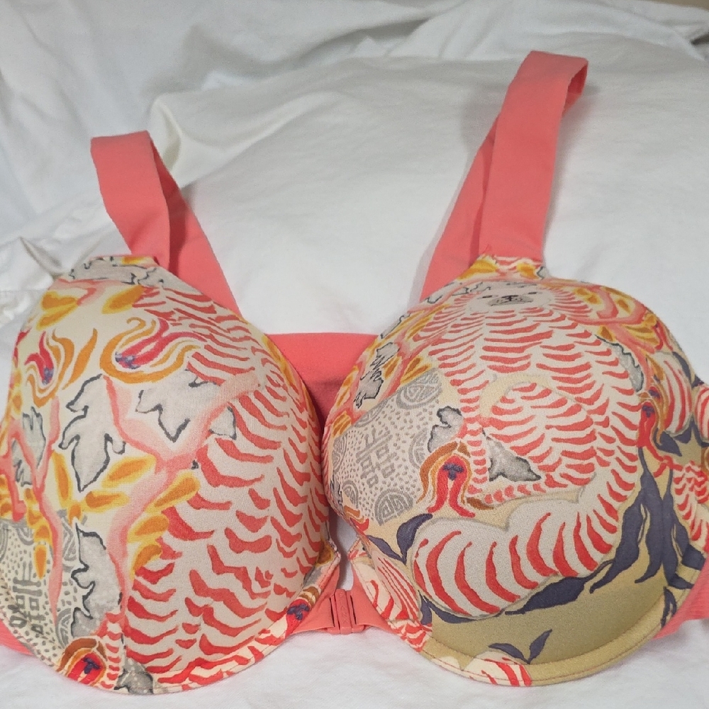 SPANX Vibrant Pink and Cream Bra